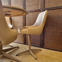Load image into Gallery viewer, VINTAGE KENDALL 5 PIECE KITCHEN/DINING SETTING WITH SWIVEL CHAIRS