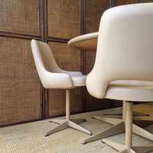 Load image into Gallery viewer, VINTAGE KENDALL 5 PIECE KITCHEN/DINING SETTING WITH SWIVEL CHAIRS