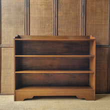 Load image into Gallery viewer, VINTAGE SOLID HARDWOOD BOOKCASE