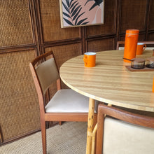 Load image into Gallery viewer, VINTAGE ROUND KITCHEN / DINING TABLE