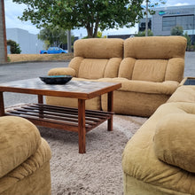 Load image into Gallery viewer, VINTAGE BRIDGESTONE 'SENATOR' MODULAR LOUNGE
