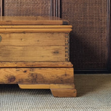 Load image into Gallery viewer, RUSTIC RECYCLED TIMBER BLANKET BOX