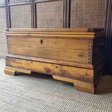 Load image into Gallery viewer, RUSTIC RECYCLED TIMBER BLANKET BOX