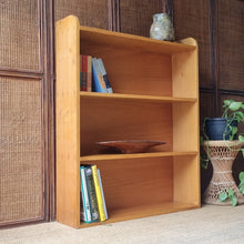 Load image into Gallery viewer, VINTAGE SOLID HARDWOOD BOOKCASE