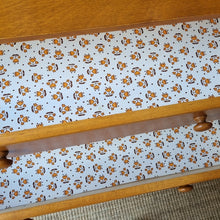 Load image into Gallery viewer, VINTAGE CHEST OF DRAWERS