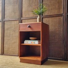 Load image into Gallery viewer, VINTAGE SOLID MYRTLE WOOD BEDSIDE TABLE