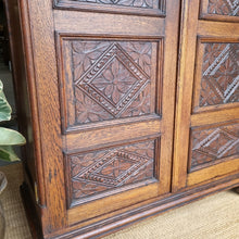 Load image into Gallery viewer, ANTIQUE ENGLISH ARTS & CRAFTS CABINET