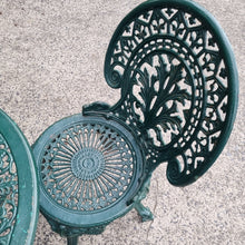 Load image into Gallery viewer, VINTAGE CAST IRON 4 PIECE PATIO SETTING