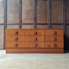 Load image into Gallery viewer, VINTAGE MID CENTURY TEAK DRESSER / SIDEBOARD / TV UNIT