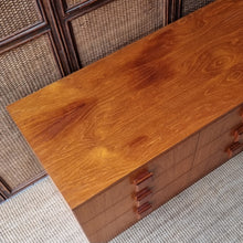 Load image into Gallery viewer, VINTAGE MID CENTURY TEAK DRESSER / SIDEBOARD / TV UNIT
