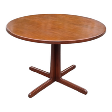 Load image into Gallery viewer, VINTAGE ROUND PARKER FURNITURE DINING TABLE