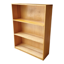 Load image into Gallery viewer, VINTAGE SOLID HARDWOOD BOOKCASE