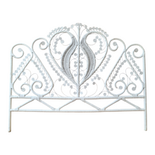 Load image into Gallery viewer, WHITE WICKER PEACOCK BEDHEAD FOR DOUBLE BED