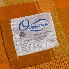 Load image into Gallery viewer, VINTAGE 100% WOOL ONKAPARINGA BLANKET
