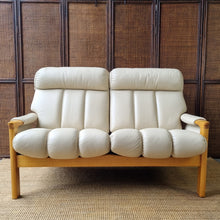 Load image into Gallery viewer, TESSA WELLINGTON LEATHER 2 SEATER SOFA COUCH
