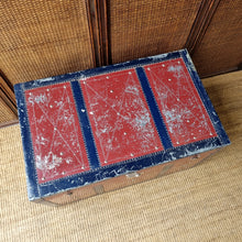 Load image into Gallery viewer, VINTAGE METAL STEAMER TRUNK BLANKET GLORY BOX CHEST
