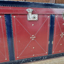 Load image into Gallery viewer, VINTAGE METAL STEAMER TRUNK BLANKET GLORY BOX CHEST
