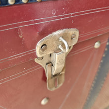 Load image into Gallery viewer, VINTAGE METAL STEAMER TRUNK BLANKET GLORY BOX CHEST
