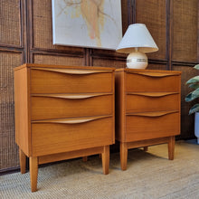 Load image into Gallery viewer, VINTAGE PAIR OF TEAK BEDSIDE DRAWERS BY RELIANCE FURNITURE
