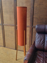 Load image into Gallery viewer, VINTAGE MID CENTURY FLOOR ROCKET LAMP
