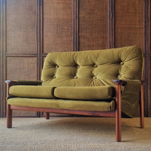 Load image into Gallery viewer, VINTAGE TESSA T1 GREEN VELOUR SOFA

