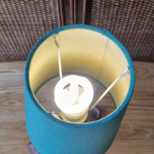 Load image into Gallery viewer, VINTAGE AUSTRALIANA TABLE LAMP
