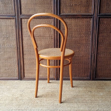 Load image into Gallery viewer, VINTAGE DREVOUNIA No 18 BENTWOOD CHAIR
