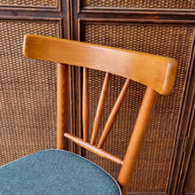 Load image into Gallery viewer, VINTAGE MID CENTURY MYER DINING/KITCHEN CHAIR
