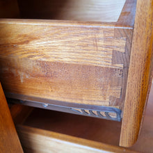 Load image into Gallery viewer, SOLID OAK BEDSIDE DRAWERS NIGHTSTAND. ONE ONLY.
