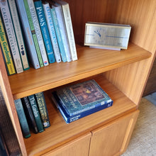 Load image into Gallery viewer, MID CENTURY VINTAGE CABINET BOOKCASE
