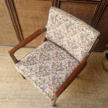 Load image into Gallery viewer, VINTAGE MID CENTURY ARMCHAIR
