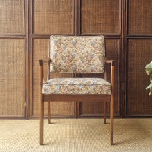 Load image into Gallery viewer, VINTAGE MID CENTURY ARMCHAIR
