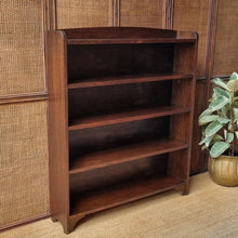 Load image into Gallery viewer, VINTAGE SOLID OAK BOOKCASE
