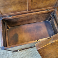 Load image into Gallery viewer, ART DECO BLANKET OR GLORY BOX
