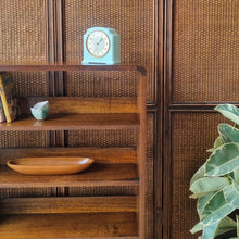 Load image into Gallery viewer, VINTAGE SOLID OAK BOOKCASE

