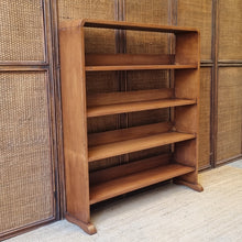 Load image into Gallery viewer, VINTAGE SOLID OAK BOOKCASE
