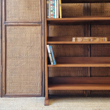 Load image into Gallery viewer, VINTAGE SOLID OAK BOOKCASE
