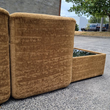 Load image into Gallery viewer, VINTAGE BRIDGESTONE 'SENATOR' MODULAR LOUNGE
