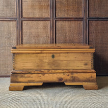 Load image into Gallery viewer, RUSTIC RECYCLED TIMBER BLANKET BOX
