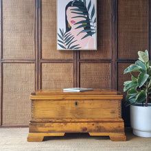 Load image into Gallery viewer, RUSTIC RECYCLED TIMBER BLANKET BOX
