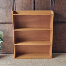 Load image into Gallery viewer, VINTAGE SOLID HARDWOOD BOOKCASE
