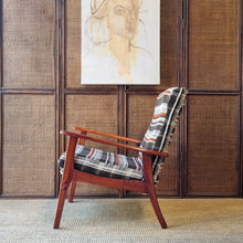 Load image into Gallery viewer, VINTAGE MID CENTURY ARMCHAIR
