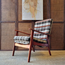 Load image into Gallery viewer, VINTAGE MID CENTURY ARMCHAIR
