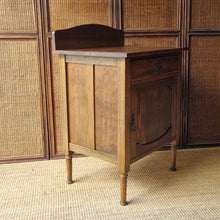 Load image into Gallery viewer, VINTAGE OAK BEDSIDE CABINET / POT CUPBOARD / HALL CUPBOARD / LAMP TABLE
