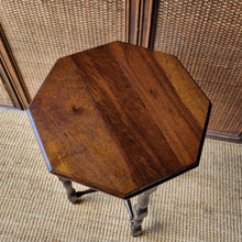 Load image into Gallery viewer, VINTAGE SOLID MAHOGANY FOLDING GATELEG DROP LEAF SIDE WINE TABLE
