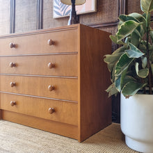 Load image into Gallery viewer, VINTAGE CHEST OF DRAWERS
