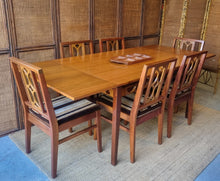 Load image into Gallery viewer, VINTAGE MID CENTURY 7 PIECE DINING SETTING BY AVALON FURNITURE
