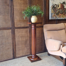 Load image into Gallery viewer, VINTAGE FLUTED TIMBER PEDESTAL STAND
