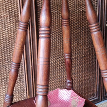 Load image into Gallery viewer, VINTAGE ACCENT TABLE PLANT STAND
