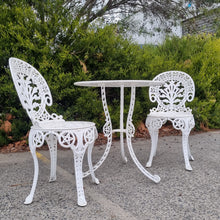 Load image into Gallery viewer, VINTAGE CAST ALUMINIUM 3 PIECE PATIO SETTING
